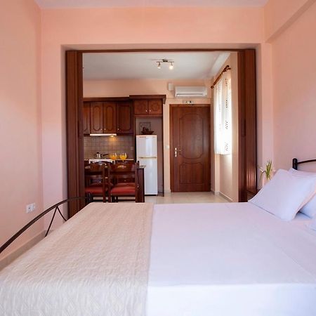 Liotrivi Apartments Василики Екстериор снимка