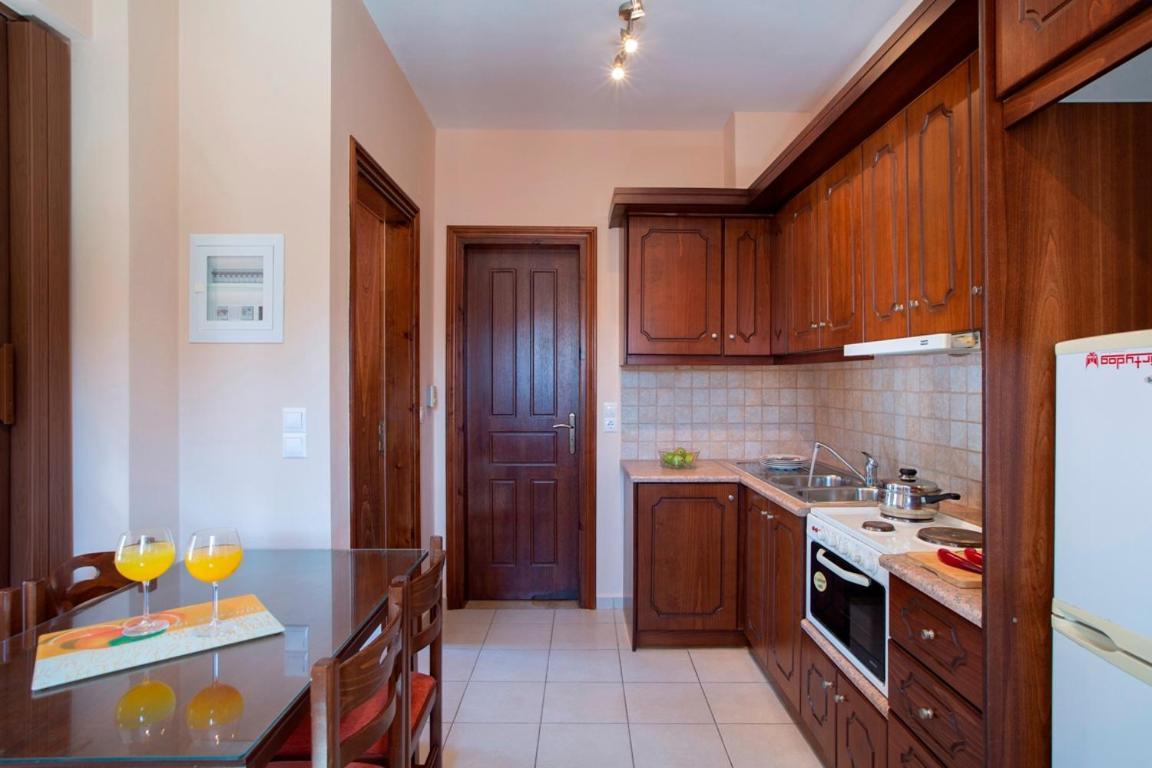 Liotrivi Apartments Василики Екстериор снимка